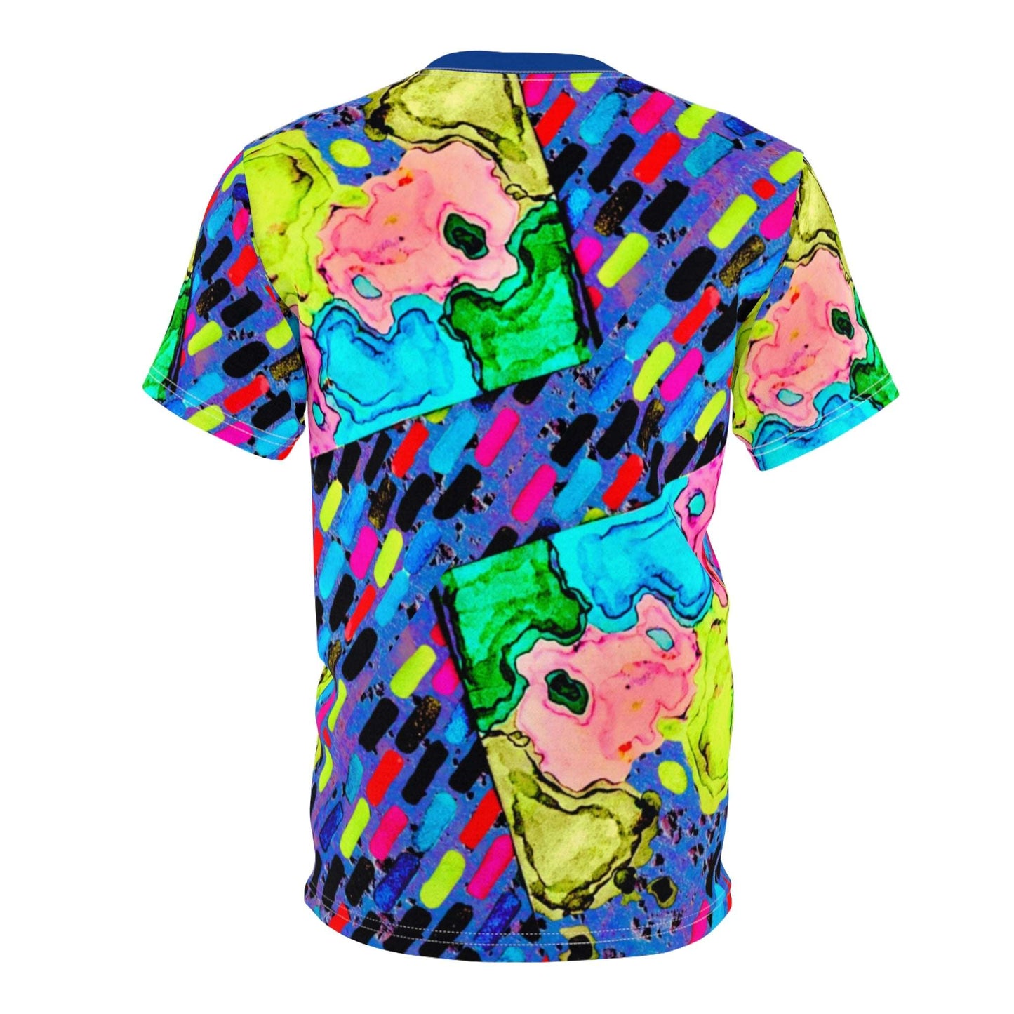 Painted Retro – Vintage-Inspired Abstract Tee
